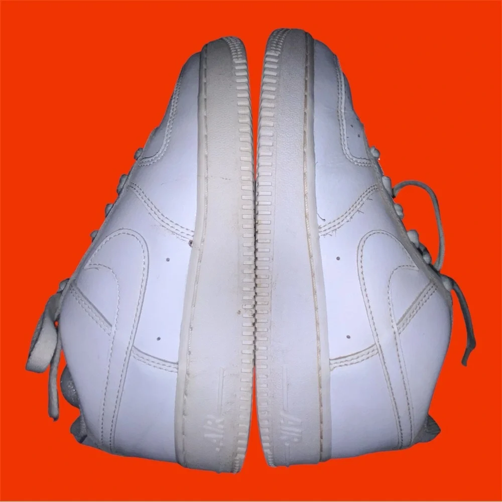 NIKE Air Force 1 Low Triple White Sneakers | great Pre-owned condition - Picture 3 of 5